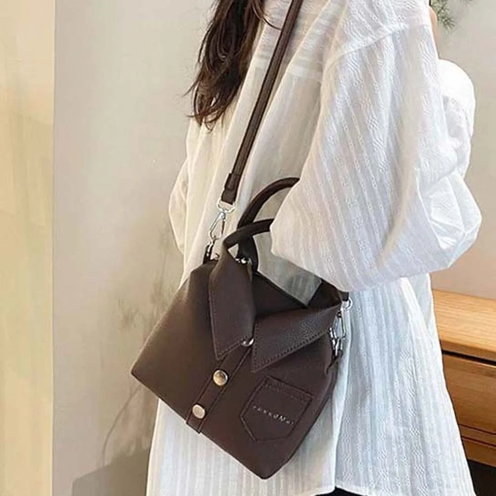 

Элегантная сумка через плечо в форме одежды, корейский стиль, креативная квадратная компактная сумка на плечо, женская сумка с магнитной текстурой и пуговицами