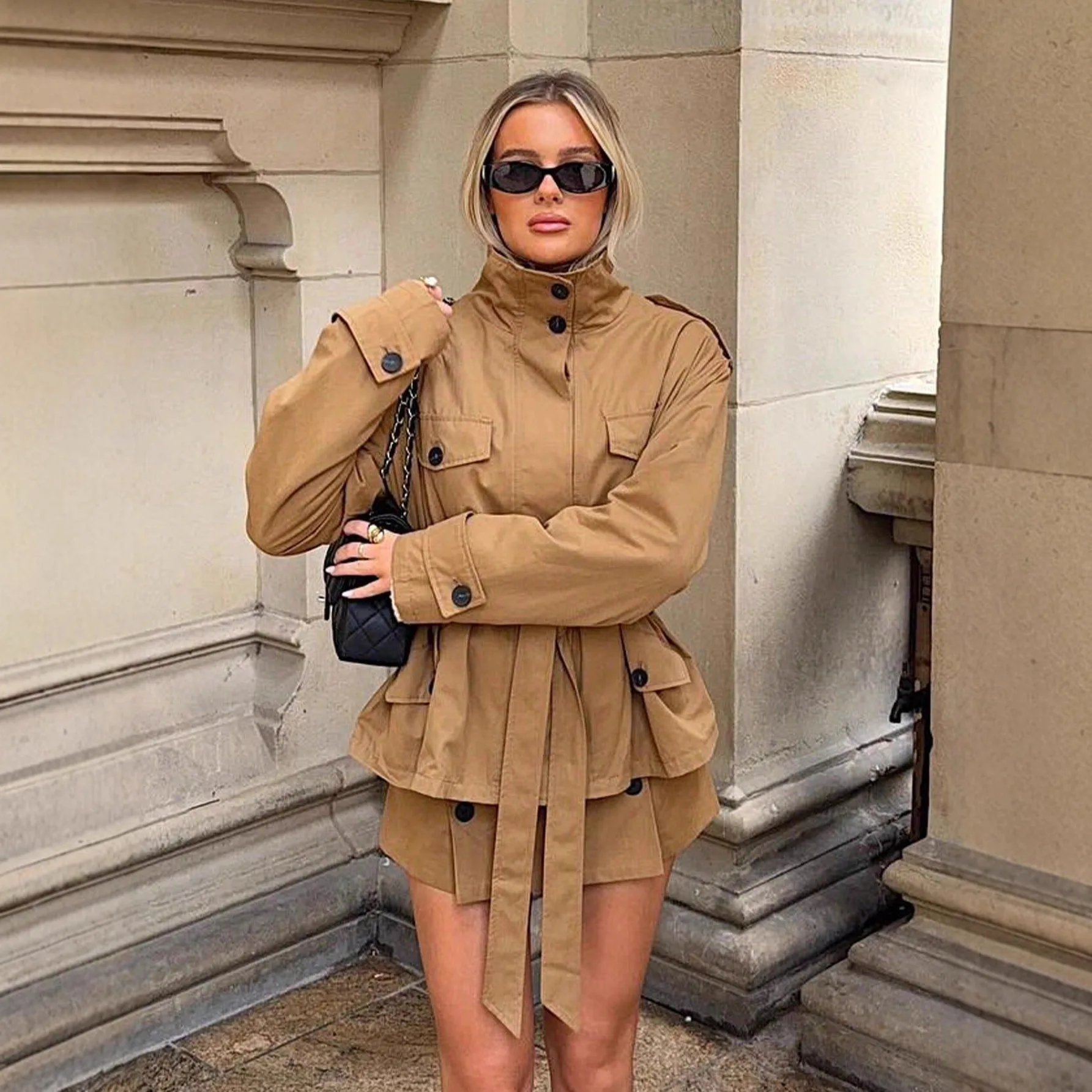 

Женский модный плащ, осенний повседневный однобортный рабочий костюм с поясом, короткая куртка, верхняя одежда с длинными рукавами и высоким воротником и карманами