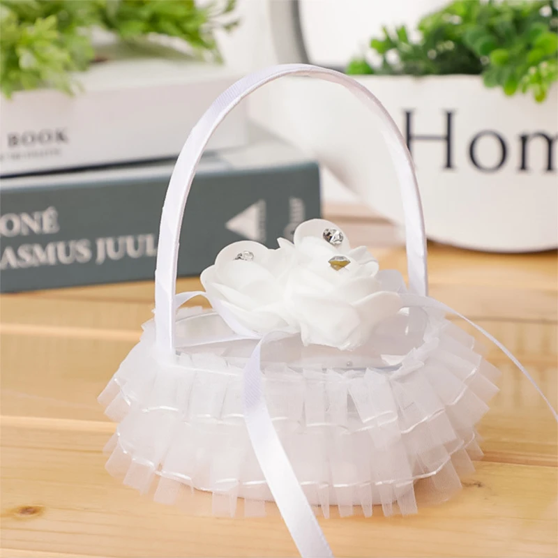Romantic Heart Ring Box White Ruffles Lace Hand Basket Rings Boxes Wedding Ceremony Rings Pillows Case Jewelry Diaplay