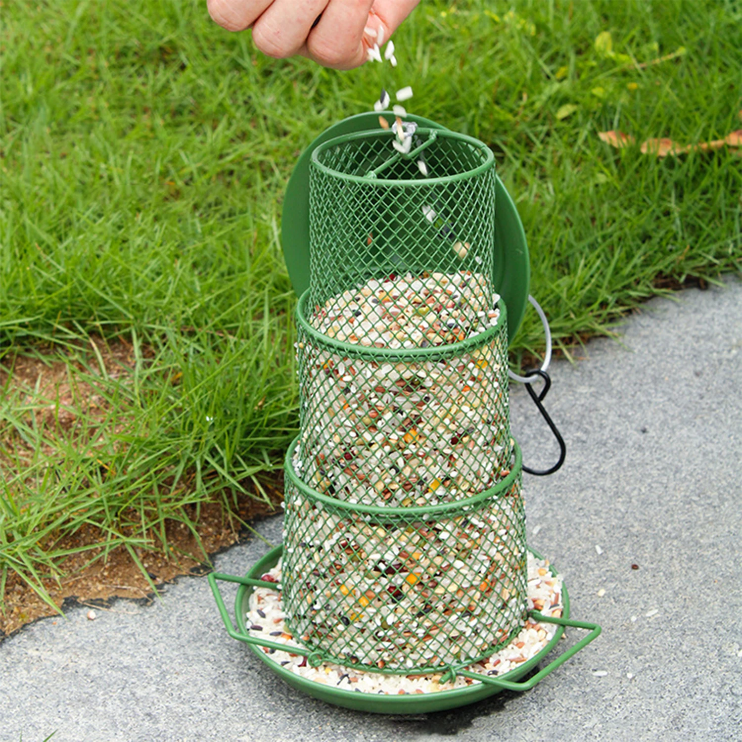 Garden Outdoor Retractable Bird Feeder Round/Square Anti-Squirrel Metal Mesh Hanging Bird Feeder Multiple Hole Bird Dispenser