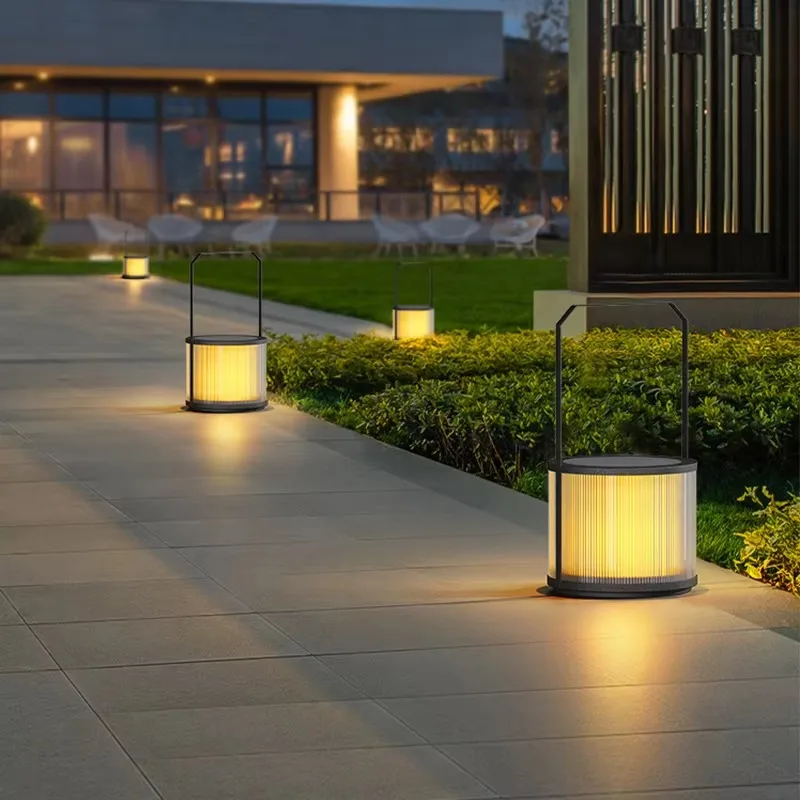 Custom antique portable basket with solar panel IP65 waterproof diode floor-to-ceiling garden iron body outdoor atmosphere