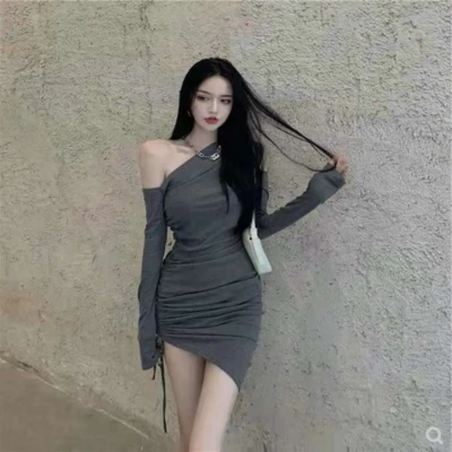 

【HOT】Skirt for women in spring and autumn new style sexy off-shoulder temperament slim bag hip skirt short skirt slimming black
