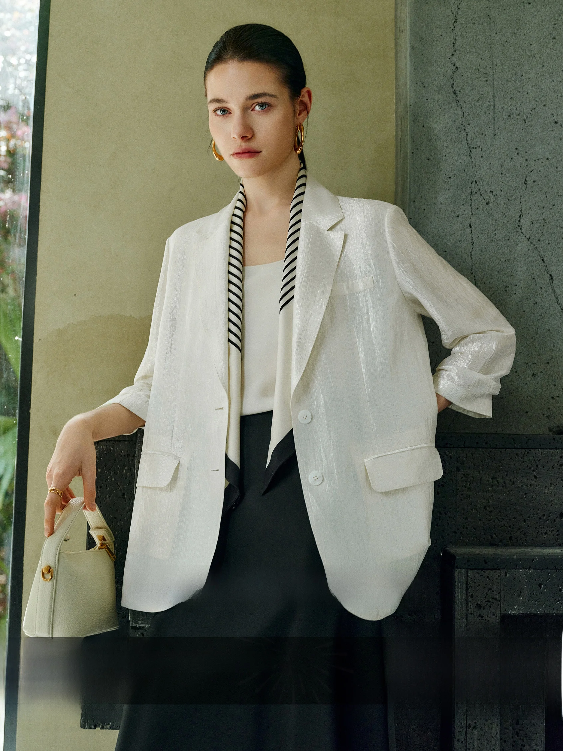 

CA Women's Lightweight Acetate Suit Jaet Summer Sun Protection Seven-Quarter Sve Classic Sle Neutral Color