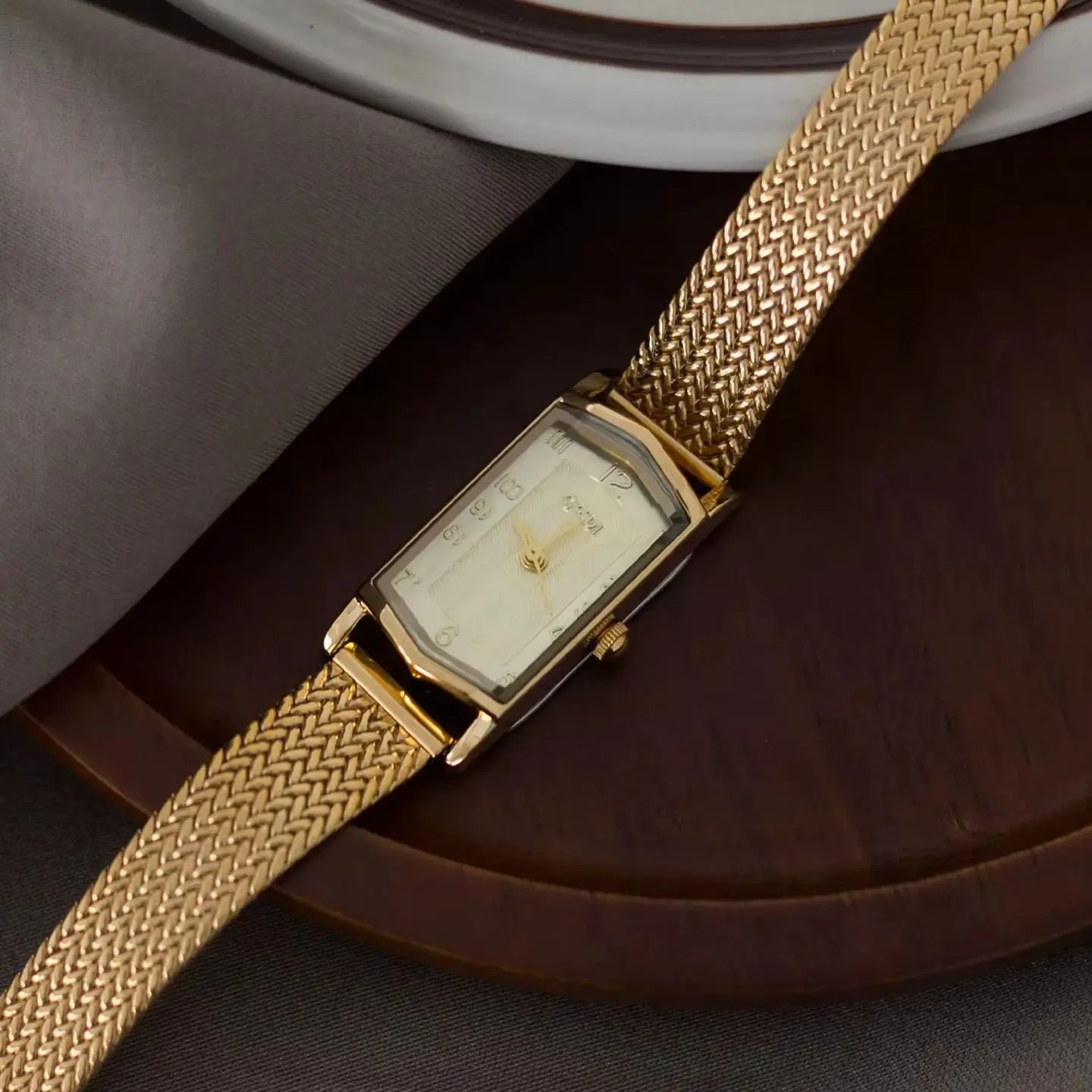 Women's Watches Elegant Square Dial Quartz Movement Wristwatch Waterproof Stainless Steel Ladies Watch Female Gift Cadeau Femmes view 3