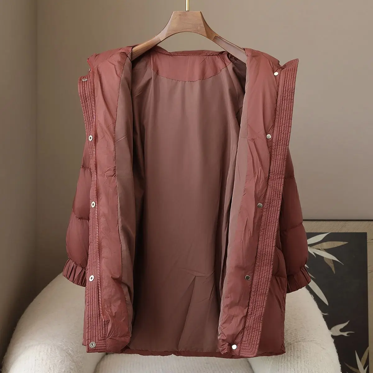 سترة نسائية شتوية جديدة بغطاء للرأس للتنقل سترة مقاومة للبرد