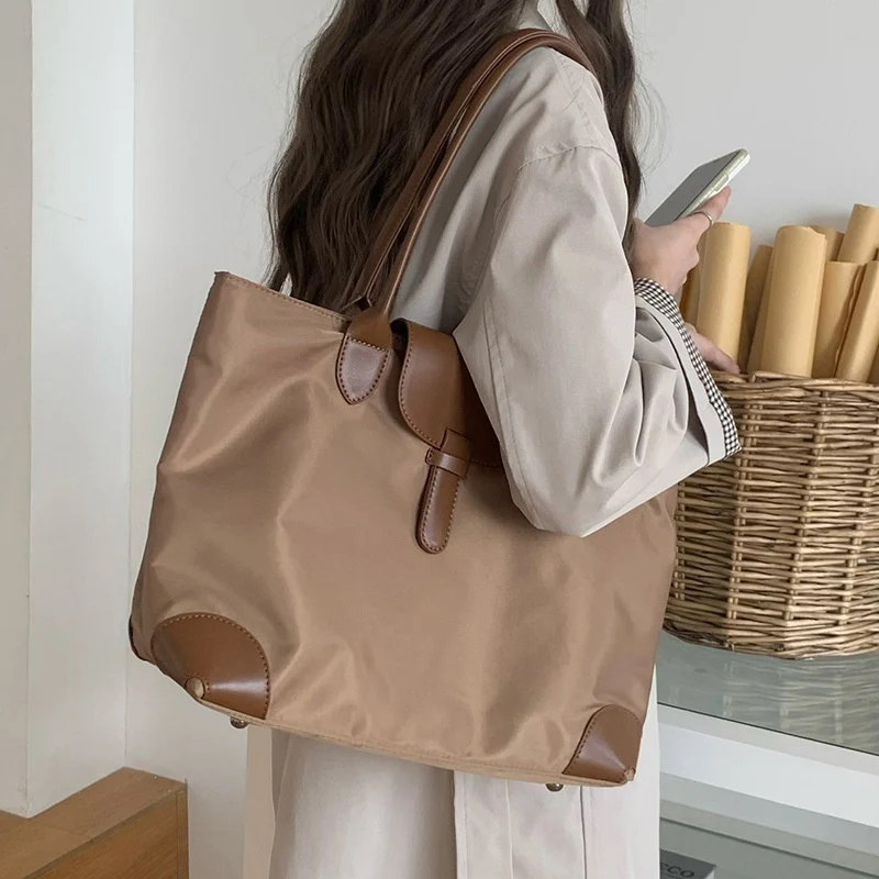 2026 New Women Daily Commute Large Capacity Handbag Lady Nylon Versatile Tote Tote Bag Female Affordable Wholesale Shoulder Bags