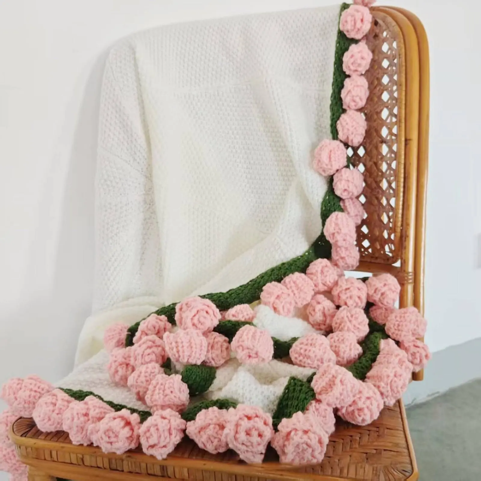

Flower Arrangement Blanket Multipurpose Transformable Arrangement Throw Knitted Flower Throw Skin-Gentle Knitted Flower Blanket