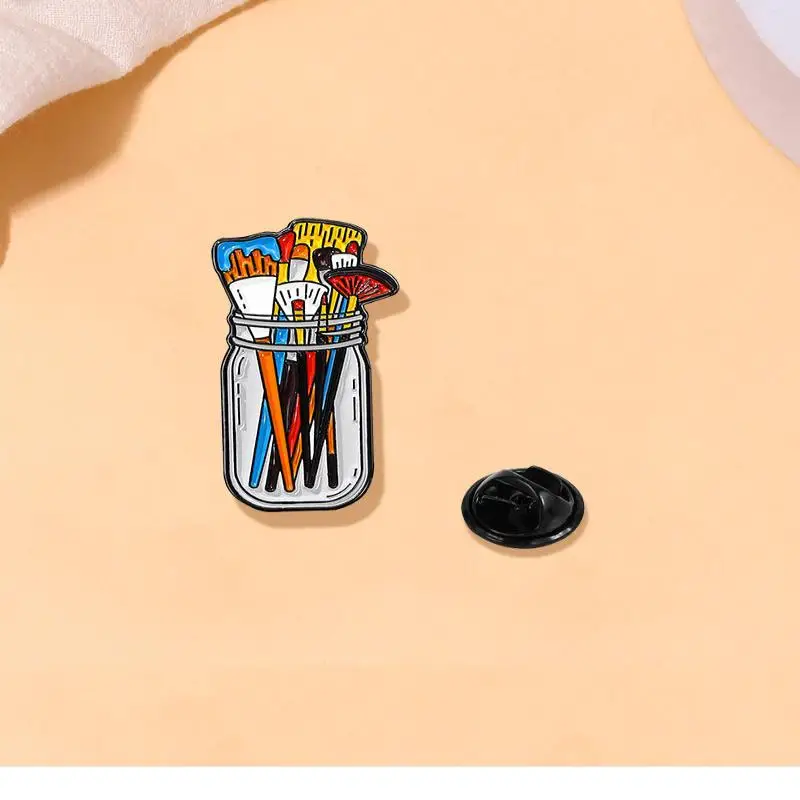 1Pc Paint Brushes In Clear Jar Enamel Pin UV Screen Printing Artist Badge Artist Supplies Brooch Makeup Brushes Pins..