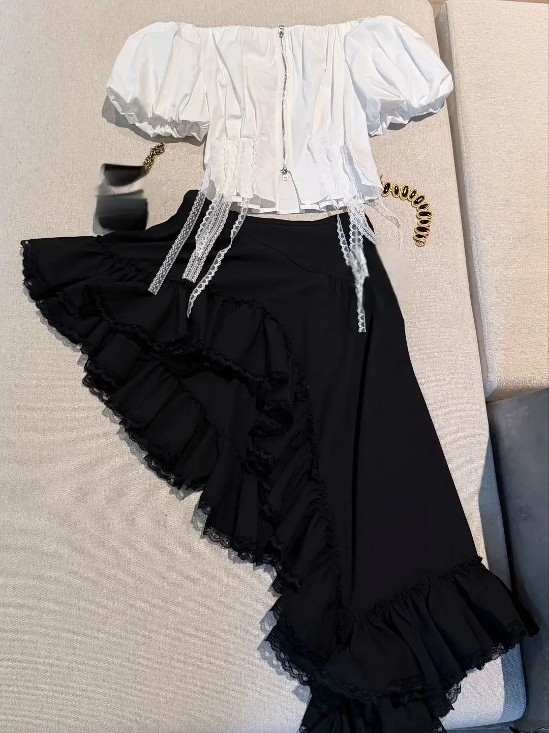

Sweet Style Zipper Lace Bubble Sleeve Short Sleeve Top for Women Breathable round Neck Short Length Pure Color Summer Fashion