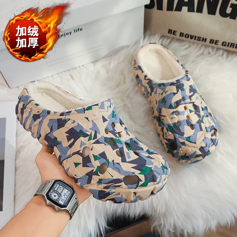 الرجال الشتاء داخلي قباقيب نِعال من الفراء أفخم نصف الأحذية الانزلاق على الصنادل الحديقة الدافئة عارية الذراعين المنزل أحذية قطنية الدفء