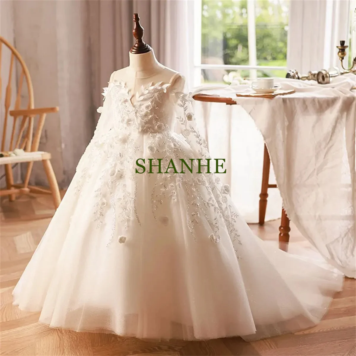 

CustomizedLuxury Dubai White Flower Girl Dress with Pearls, Beads & Floral Details – Elegant Princess Gown for Birthdays, Weddin