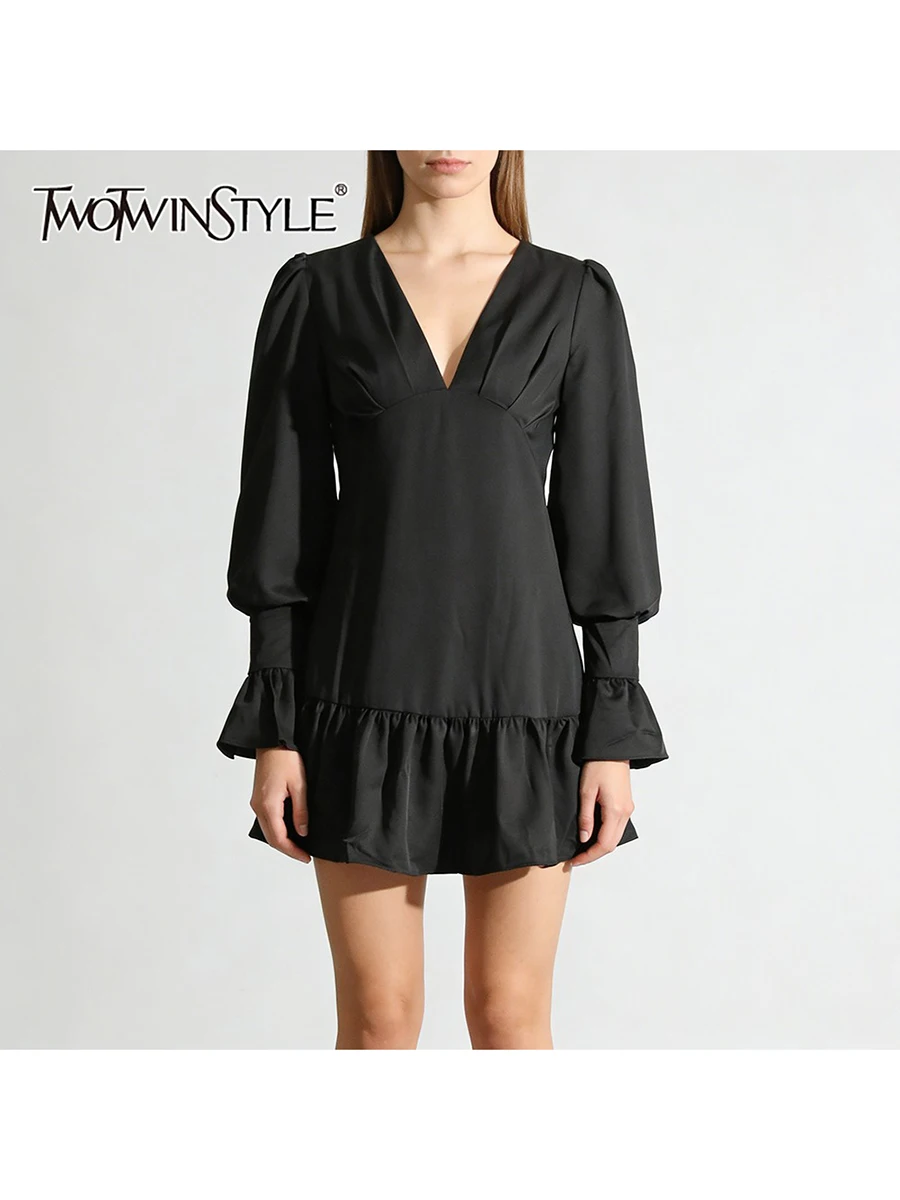

Новое женское мини-платье TWOTWINSTYLE: однотонное, приталенное, с драпировкой, повседневное, с V-образным вырезом, длинными рукавами, минималистичное