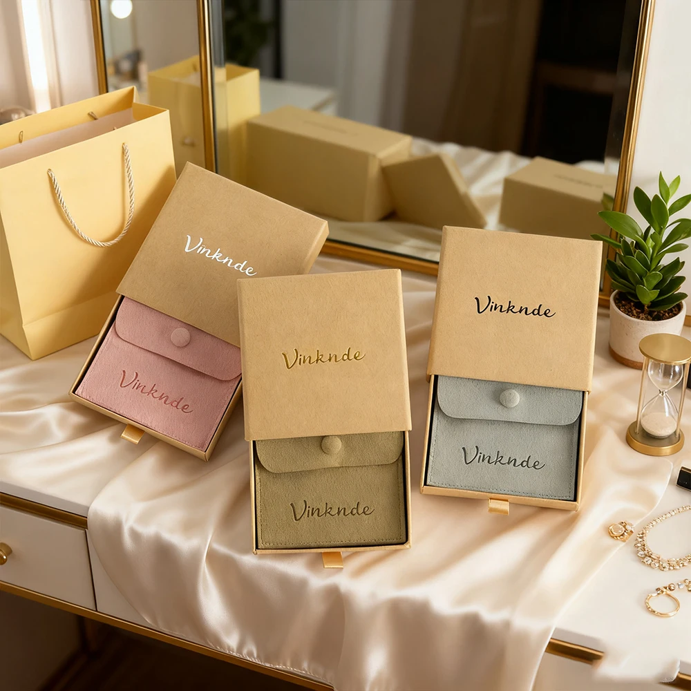 

9x9x2,5 см Роскошные ювелирные изделия, ожерелье, коробки для ящиков для колец, индивидуальный логотип, подарочная бумажная упаковка, коробка для сережек с защелками, сумки