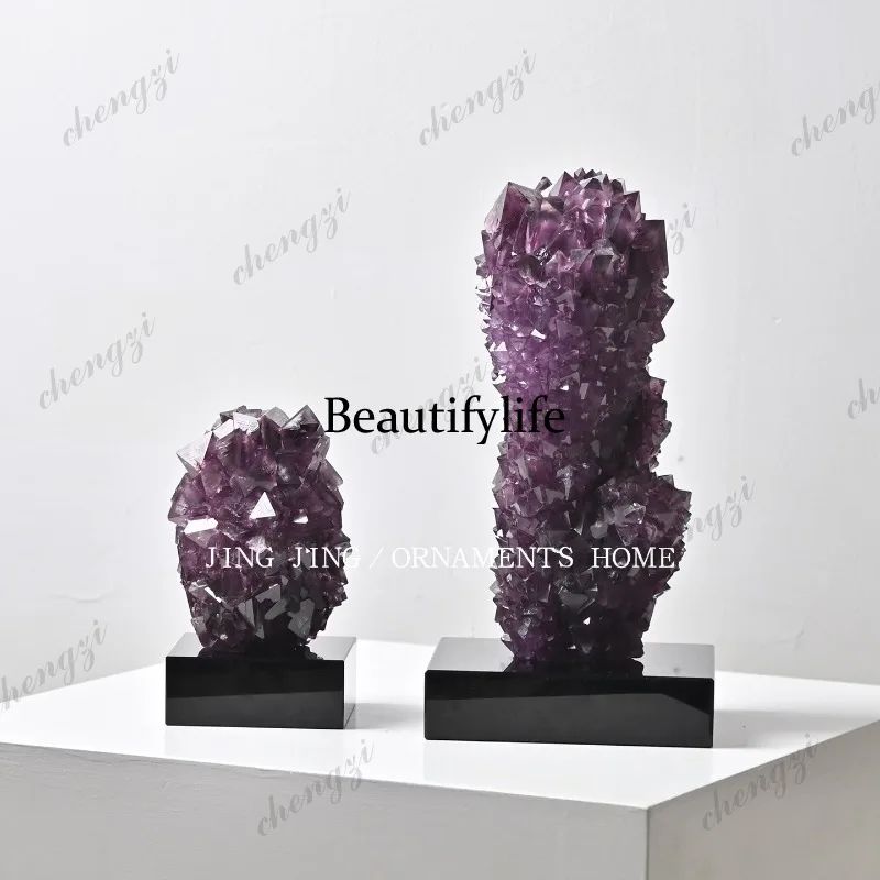 Modern retro alum amethyst home entrance living room side a few high-end ornaments