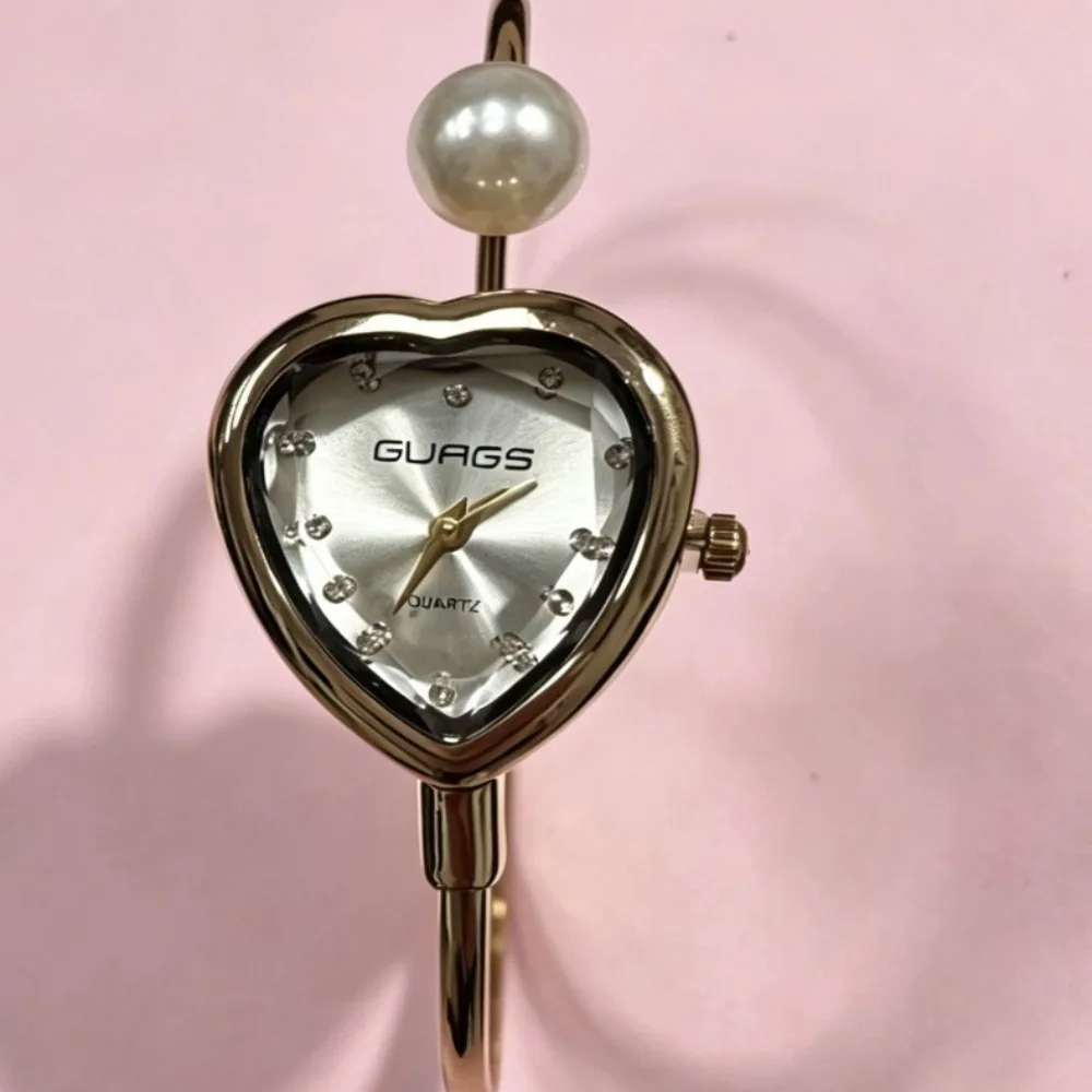 Creative Heart-shaped Dial Pearl Watch Adjustable Open Design Bracelet Watch Luxury Gift Ladies Watch for Women