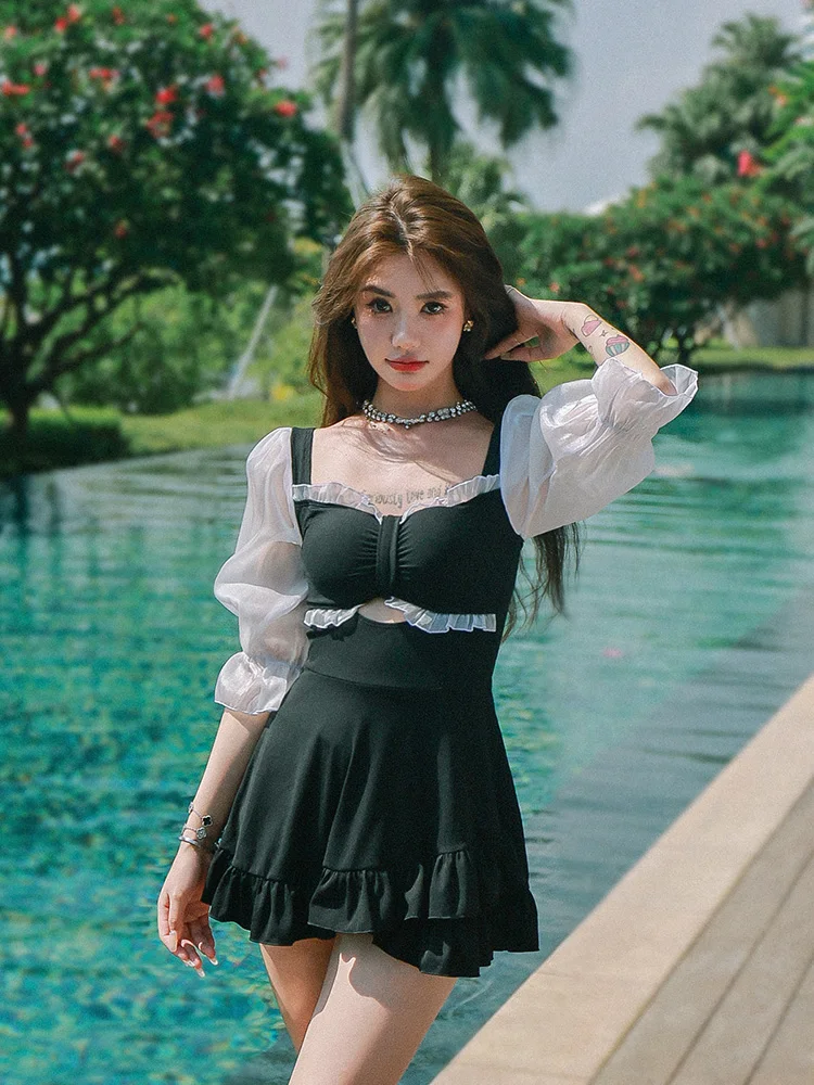 

2025 New Hot Style! Women's Conservative Long-sleeved One-piece Skirt-style Thermal Spring Swimsuit Black color