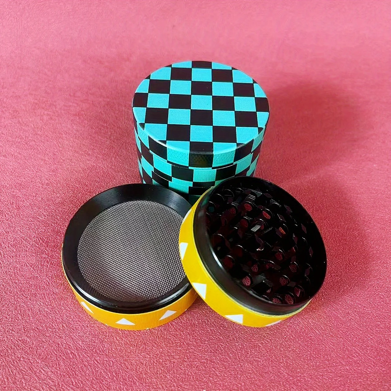 2inch Cartoon Herb Grinder Metal Pepper Mortar Salt Vanilla Bud Mill Spice Crusher Tobacco Grass  Grinder Cigarette Kitchen Tool view 2