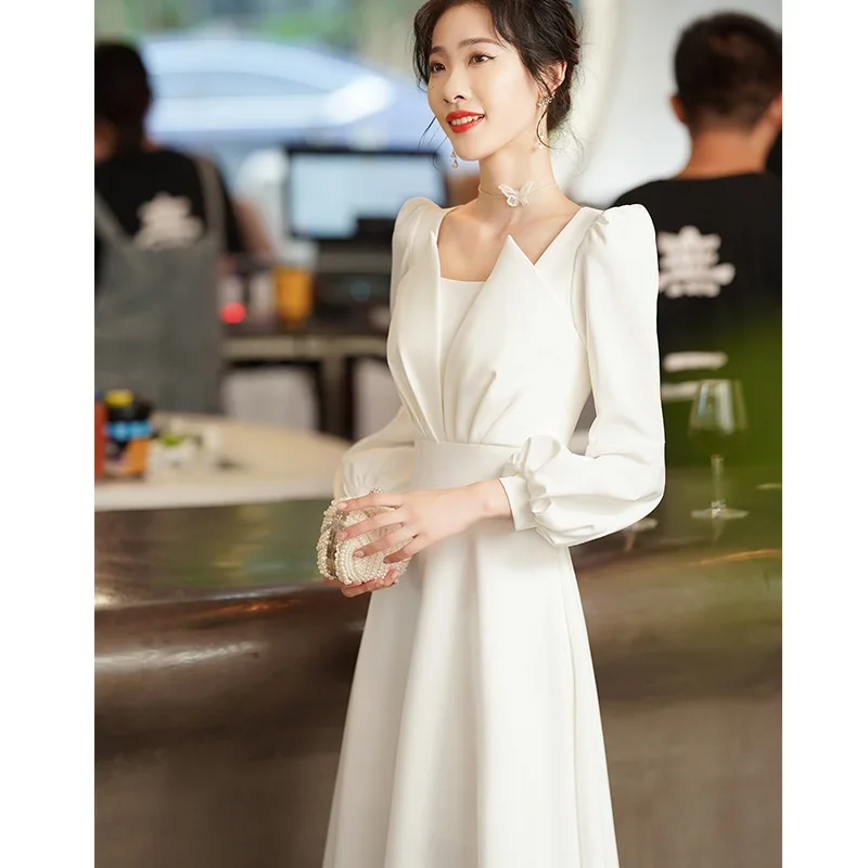 Robe de Soirée en Satin Blanc à Manches sulf, Tenue Élégante et Personnalisée pour Banquet, Bal et ixAnnuelle