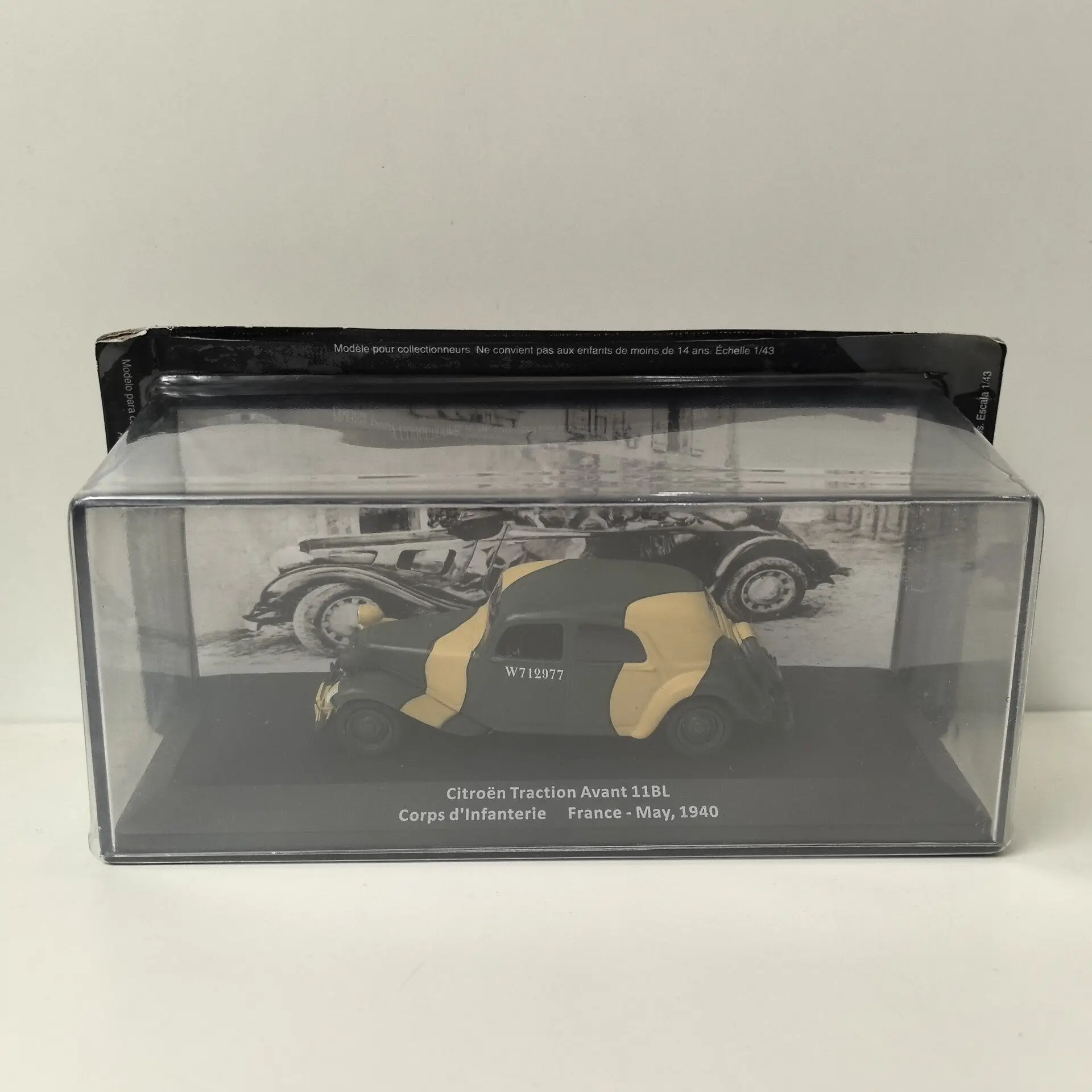 

Модель автомобиля из сплава IXO 1/43 Scale CITROEN TRACTION AVANT 11BL 1940 I8