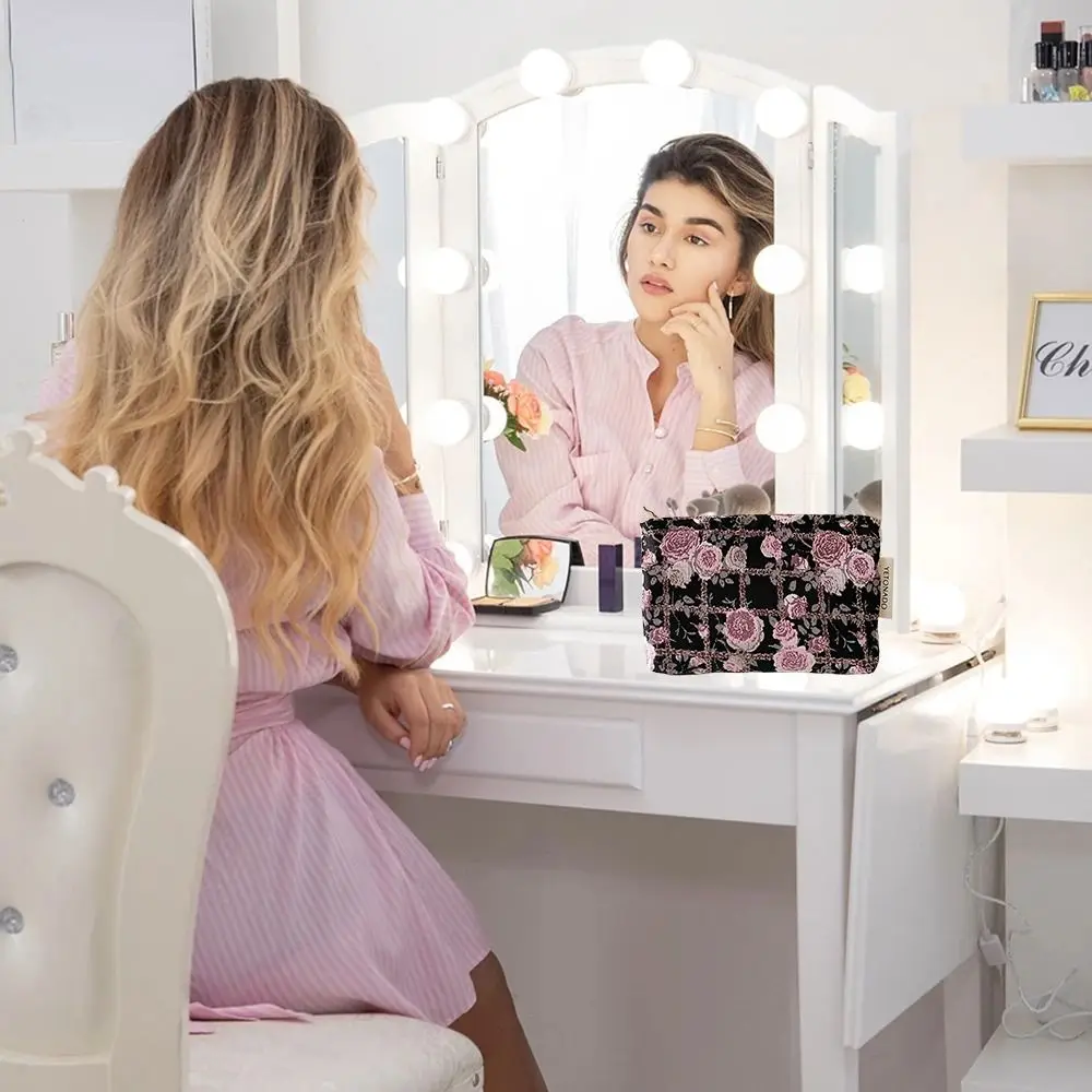 

High Quality 3D Relief Flower Makeup Bag Pink Rose Large Capacity Toiletries Bag Cosmetic Bag Travel Outdoor