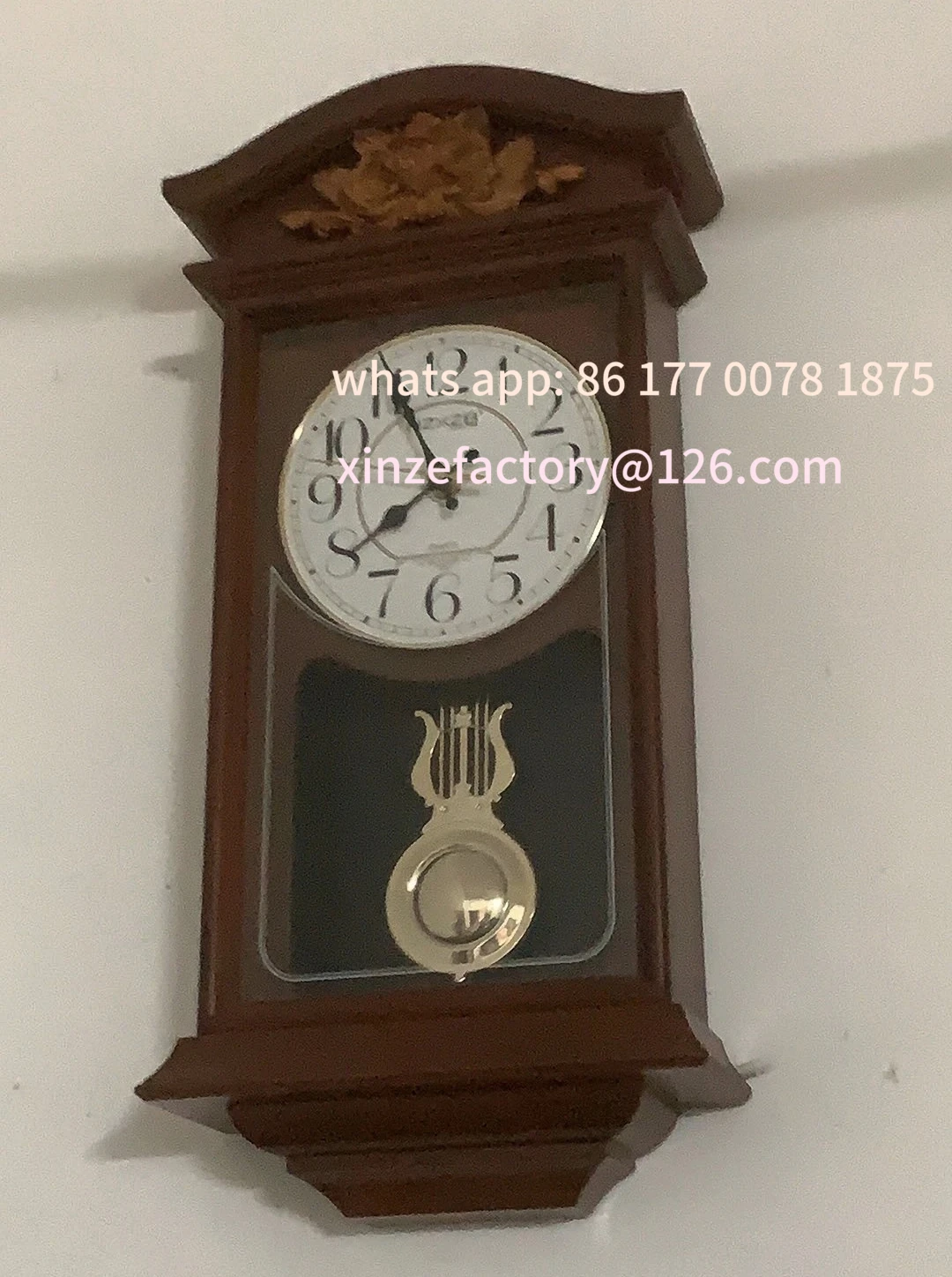 Customizable Large 3D Wall Cloc, Vintage European Pendulum Clock, Retro Modern Design Living Room and Farmhouse Decor Home