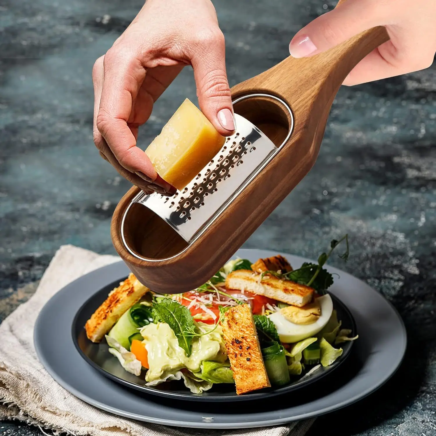 ANYOHOE Wooden Cheese Grater with Handle Handheld Cheese Shredder with Storage Space Kitchen Grater for Cheese Lemon Chocolate