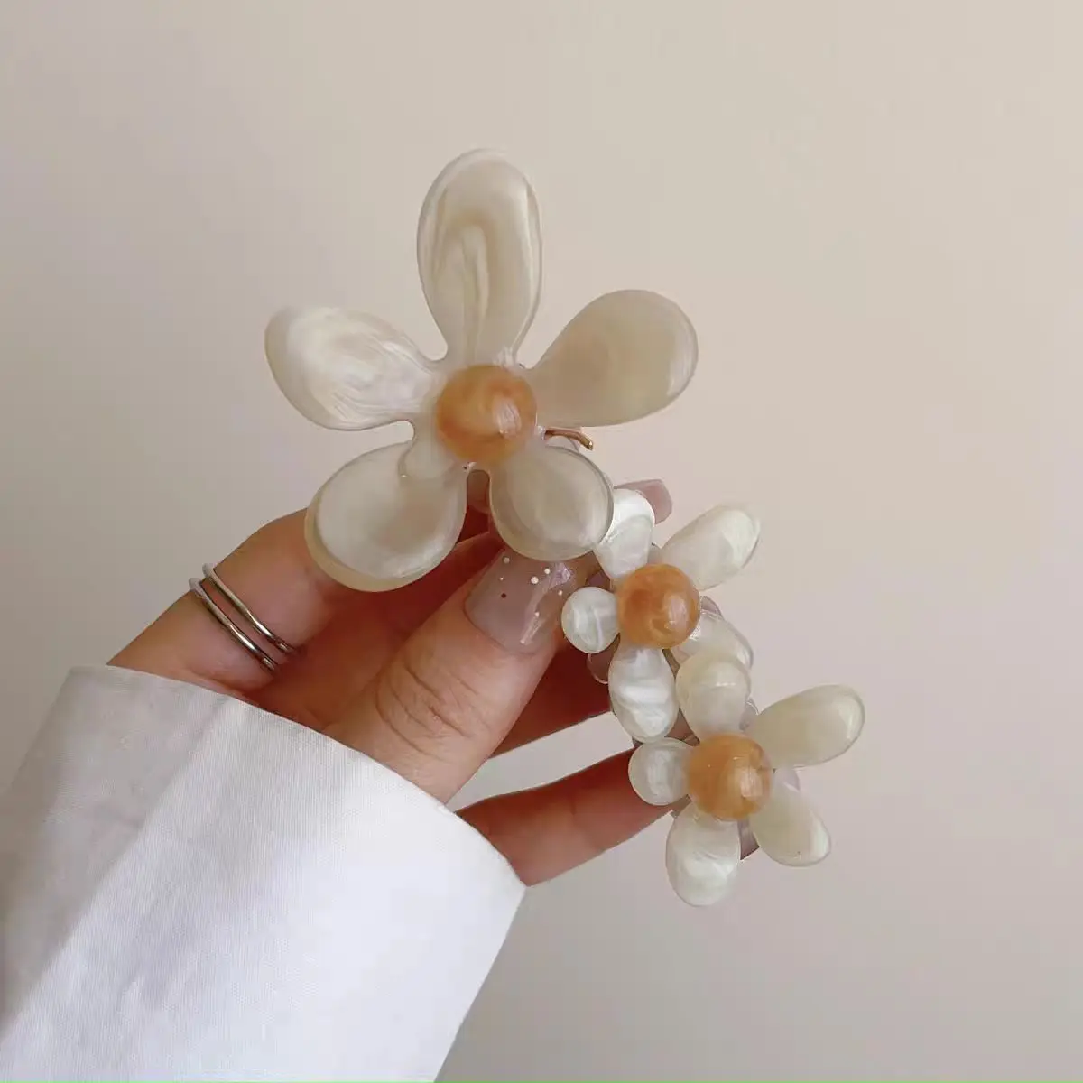 Pearl Flower Bubble Braid Phone Line Hairband Head Rope Female 2024 New High end Ins Straight Braid Artifact — zdjęcie 5