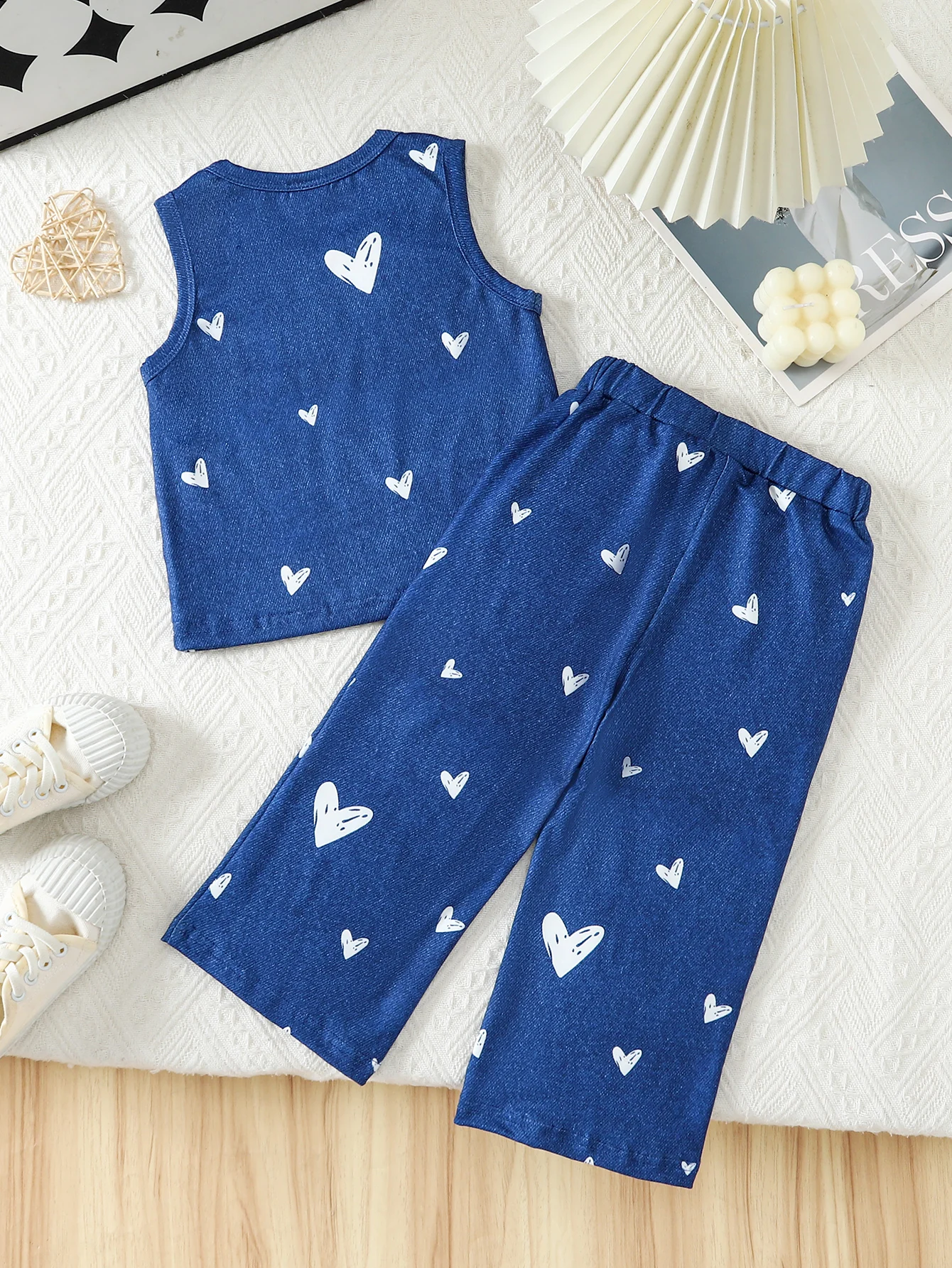 2pcs Summer Girls Denim-Look Heart Print Outfit, Sleeveless Top + Split Wide Leg Pants, Sweet Casual Style, Daily/School Wear,
