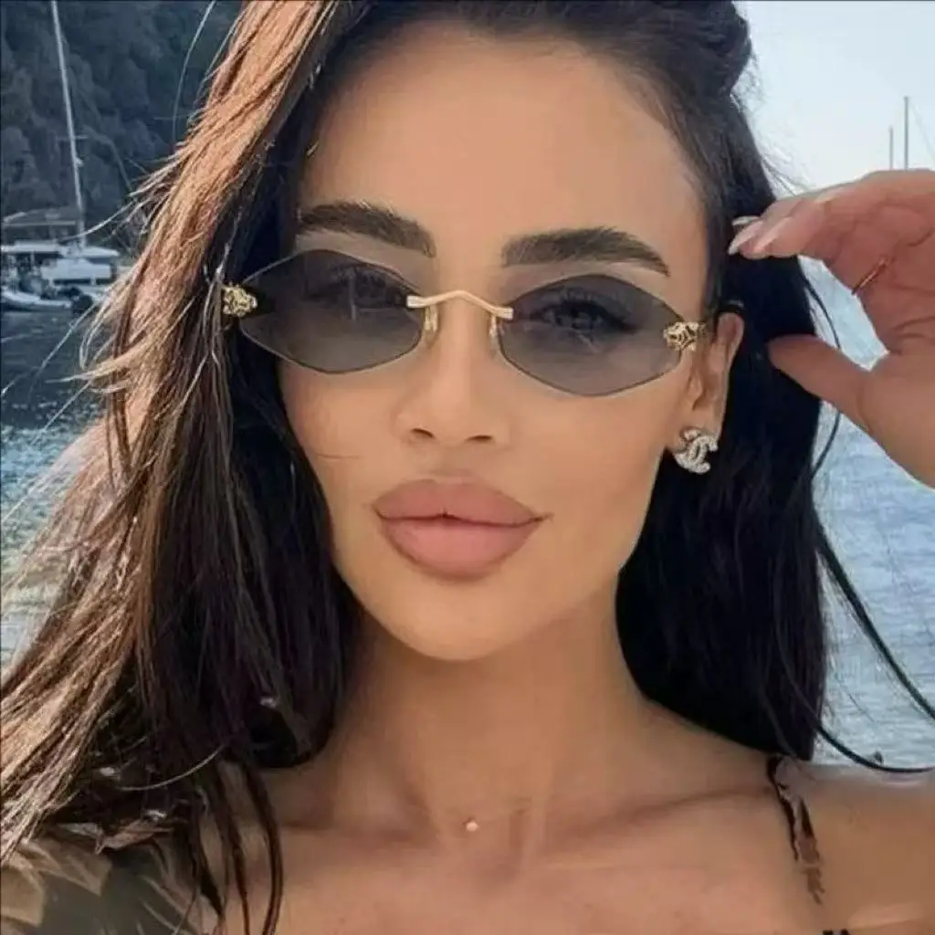 Trendige randlose polygonale Sonnenbrille, stilvolle Metallbrille mit Farbverlaufsgläsern, Luxusmarke, kleine Rauten-Vintage-Sonnenbrille