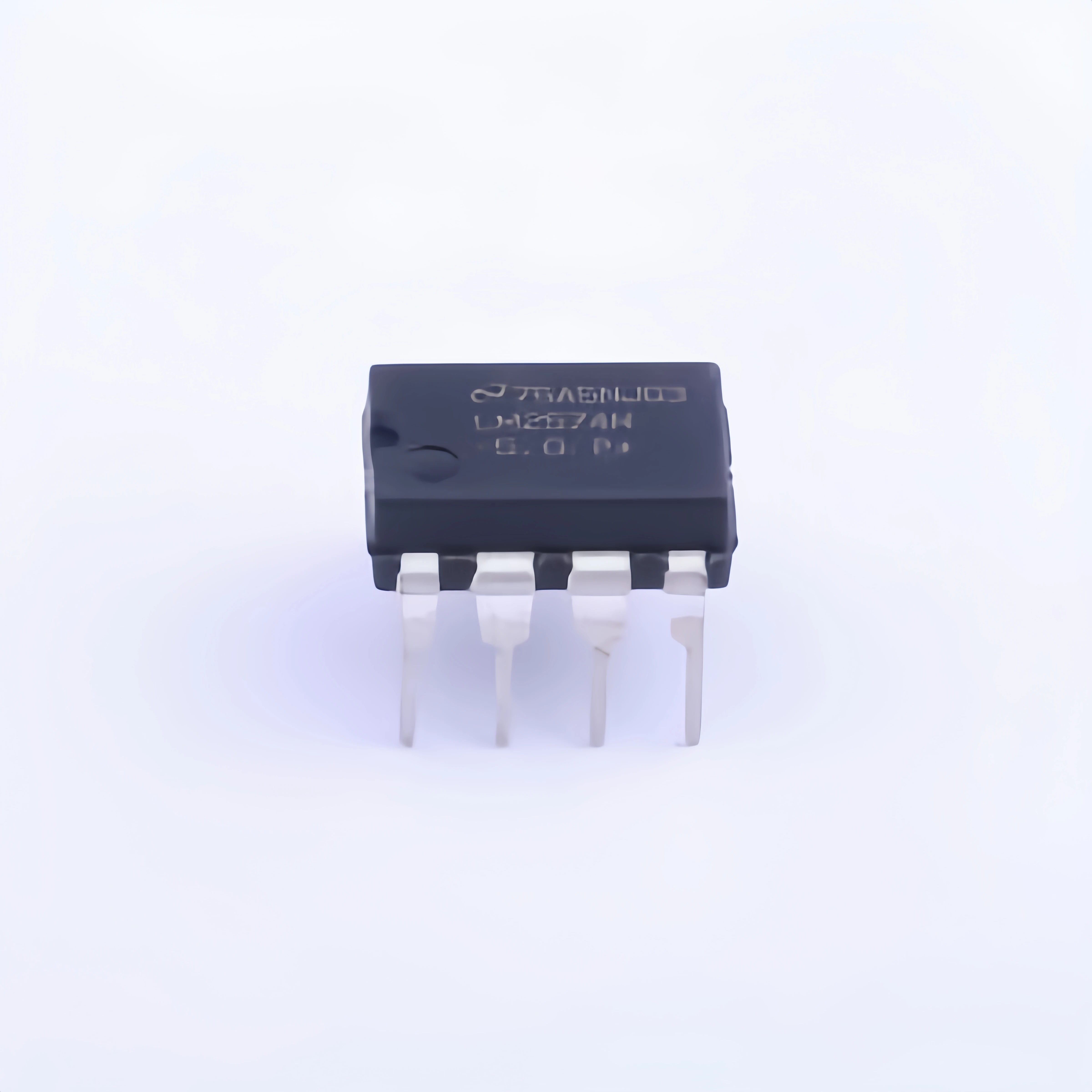 

LM2574N-5.0 LM2574N-5.0/NOPB TI DIP-8 DC-DC power chip 100% New original