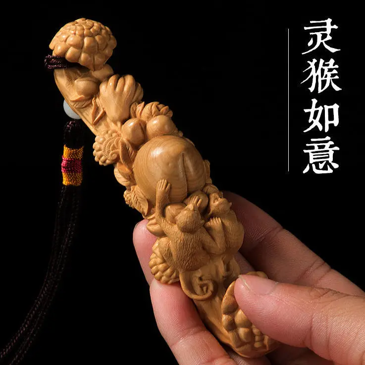 Small Leaf Boxwood Wood Carving Creative Car Pendant Hand Piece Carving Men's Text Play Piece Crafts Ganoderma Lucidum Ruyi