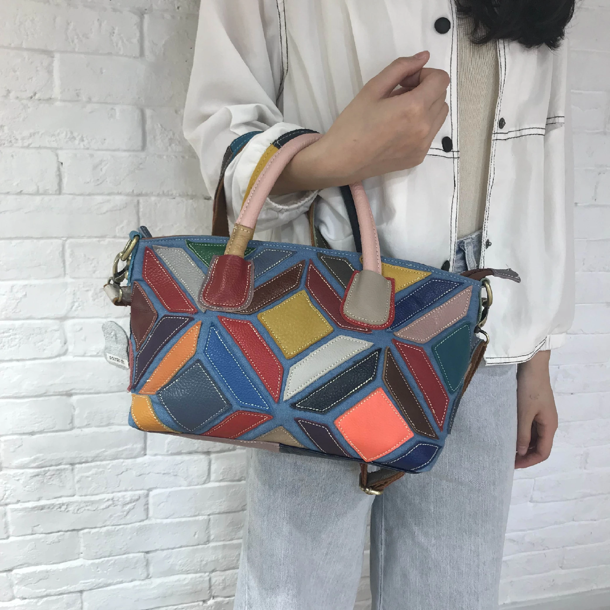 

2024 New Fashionable Korean Style Leather Handbag Versatile Checkered Simple Shoulder Crossbody Bag for Women Trendy Shape