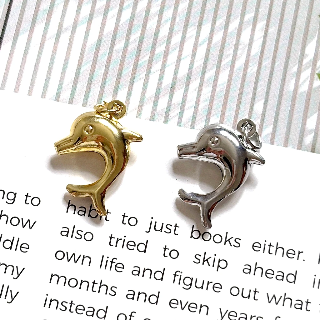 10pcs /Lot Dolphin Charm Copper Marine Animals DIY Necklace Bracelet Anklet Jewelry Making Materials Wholesale