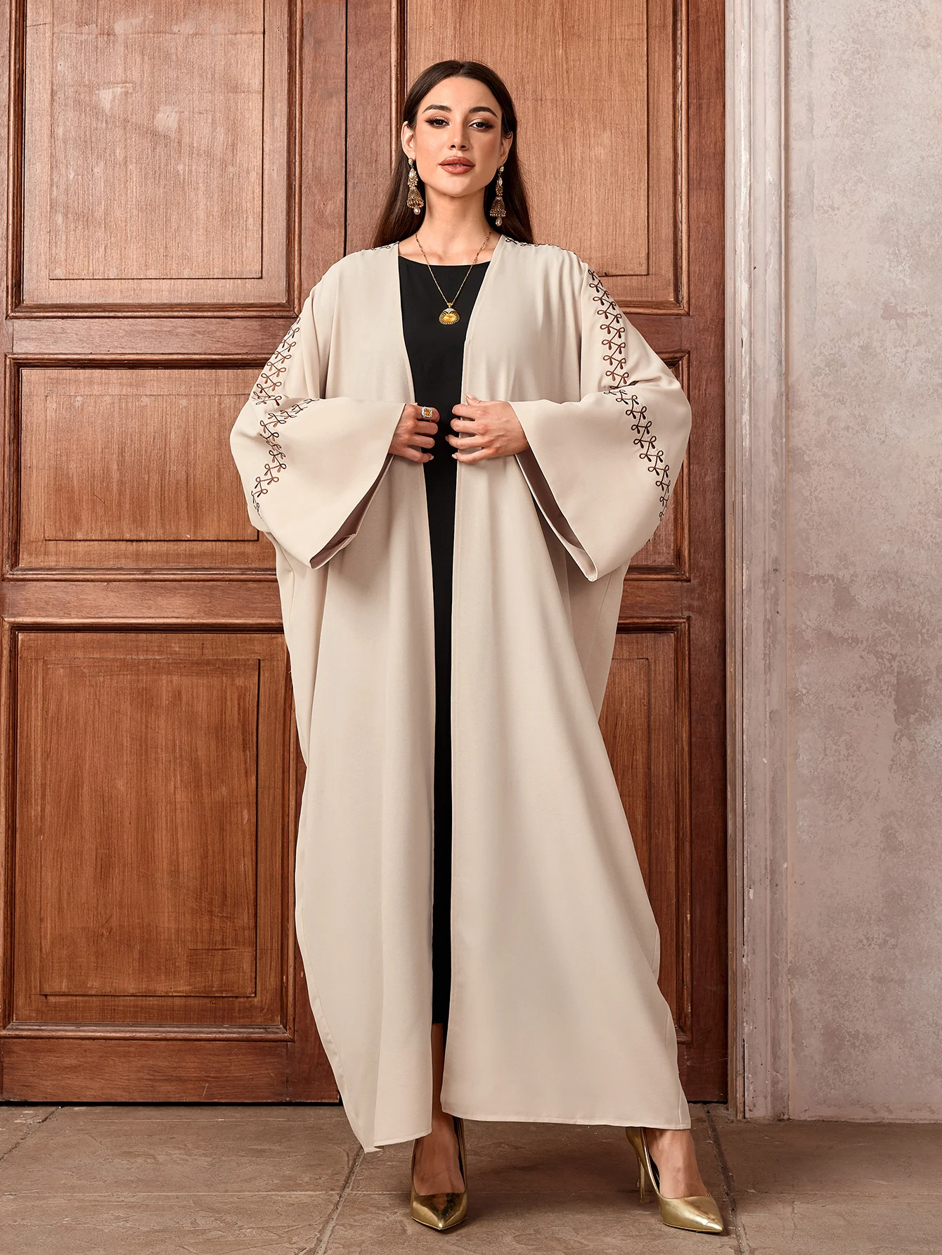 Batwing Sleeve Buckles Embroidered Abaya Dress Kimono Coat Outwear Women Long Sleeve Loose Arabic Muslim Dubai Moroccan Caftan