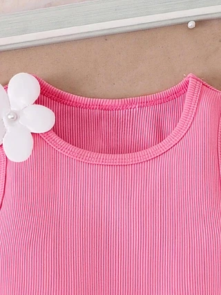 Rosa geripptes Tanktop für Mädchen, 2-teiliges Set, ärmelloses 3D-Blumentop mit floral verziertem, plissiertem Skort, Kinderoutfit – Detail 4