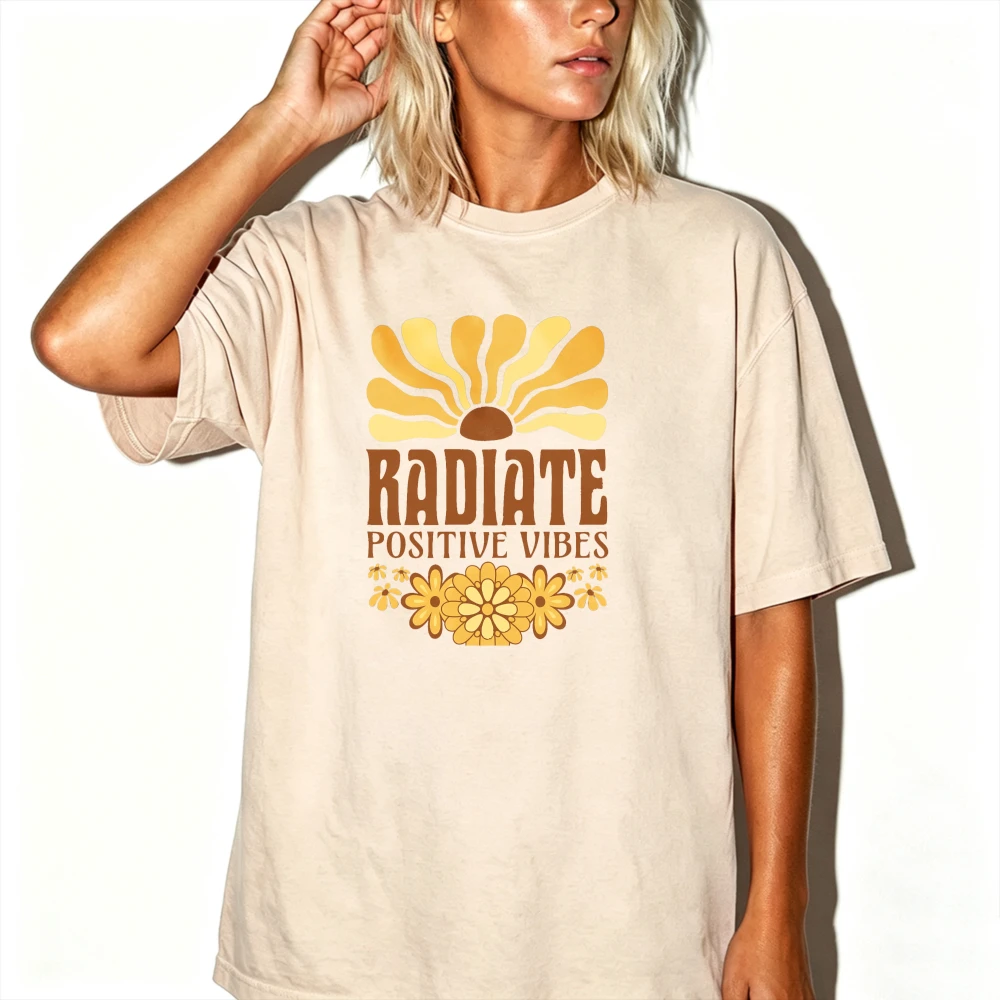 Women Radiate Positive Vibes Retro Daisy Floral Graphic T Shirt 70s Vintage Sunflower Letter Print Crew Neck Boho Casual Tee Top