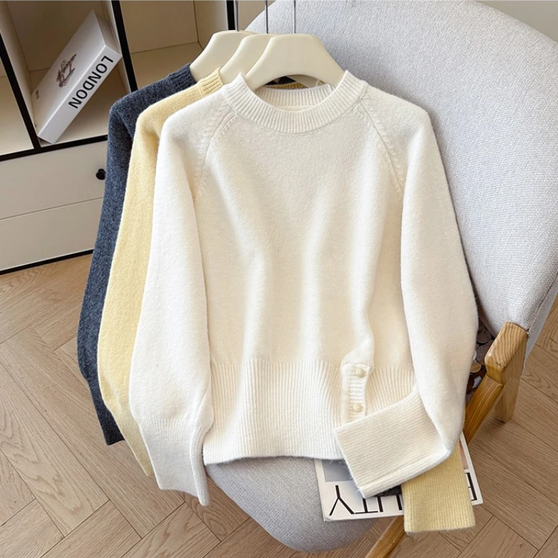 

Korean Style Women's Sweaters 2025 New Winter Retro Button Long Sleeve Round Neck Tops Knitted Pullovers For Womem