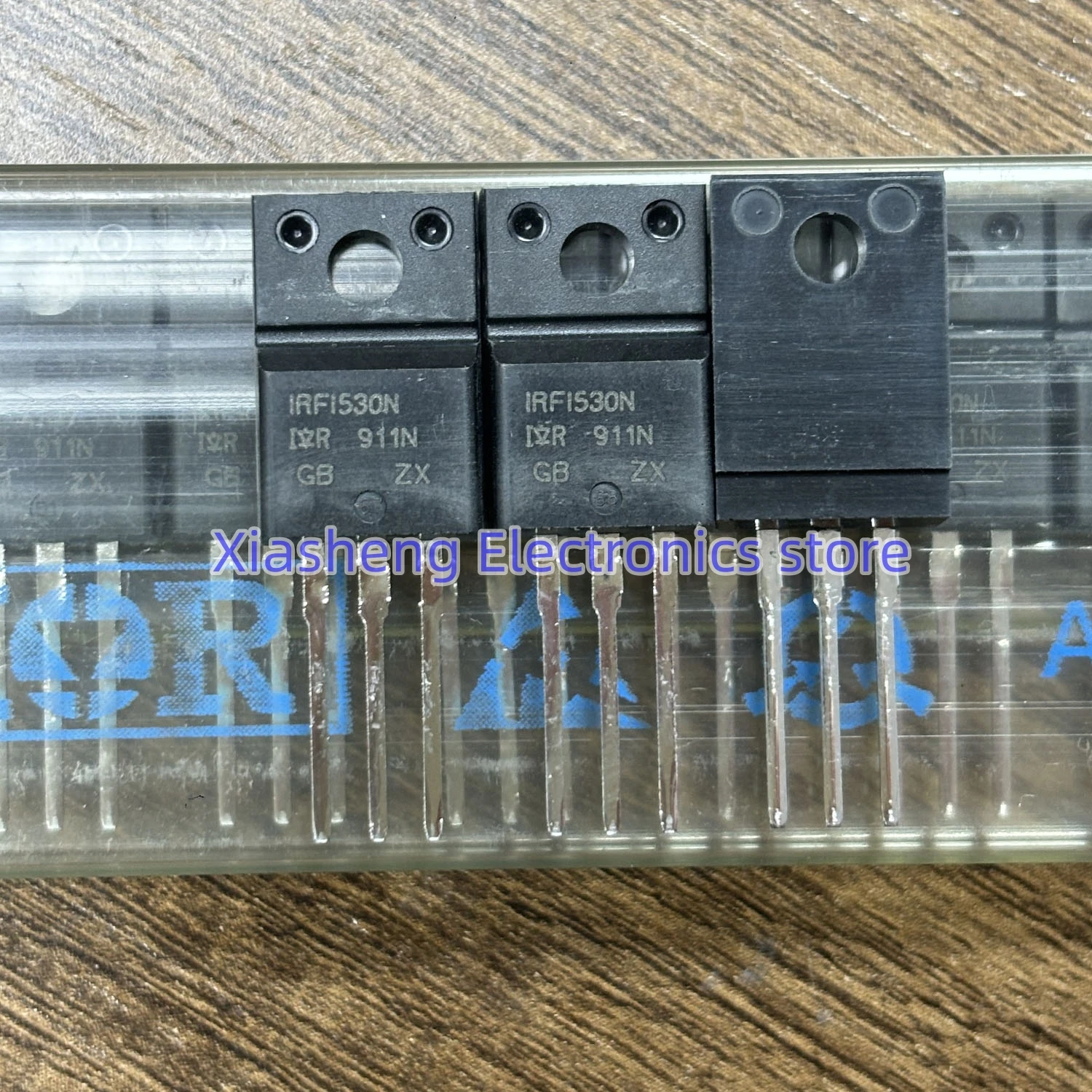 New Original 10Pcs IRFI530N IRFI530NPbF TO-220F 12A 100V N-channel Power Field-effect MOSFET In Stock