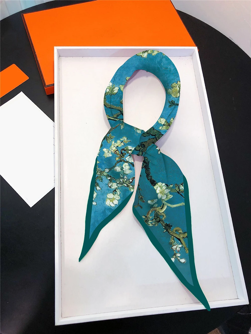 Van Gogh Swallowtail Fiore Diamante Donna Moda Sciarpa di seta Bandana Fascia Hijab Foulard Fazzoletto da collo Scialle Fazzoletto