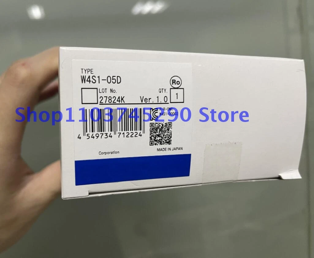 

1PCS Brand New In Box W4S105D W4S1-05D PLC Module