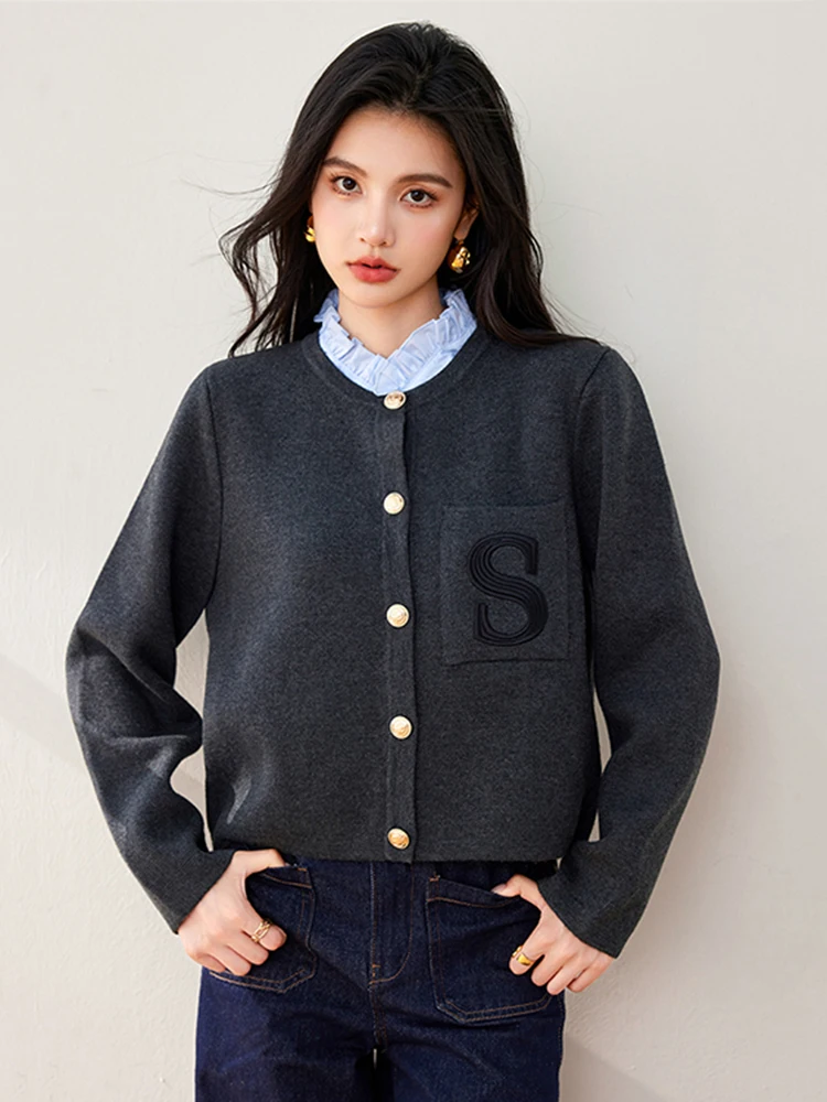 Fashionable Commuting Knitted Cardigan Women Autumn New Niche Design Sense Long Sleeve Tops Casual Versatile Sweater