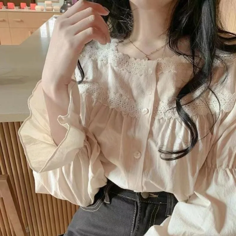 

Femme Spring Summer Korean Fashion Button Hollow Out Solid Color O-neck Women Shirts Simplicity Fashionable Long Sleeve Top Tee