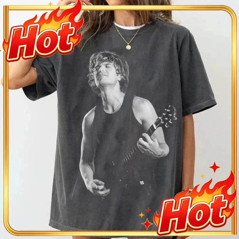 Custom Top DJO Joe Keery Poster Print T-shirt Men Women Fashion Cotton Harajuku High-street Style Summer New Tee Oversized