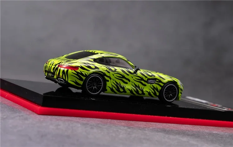 ScaleMini-Modèle réduit de voiture GT3 GTS 1:64, en résine verte