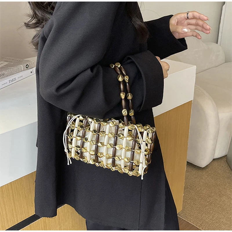 Ausgehöhlte Holzperlen-Handtasche mit gewebtem Obergriff und Canvas-Innentasche mit Kordelzug, koreanische leichte schicke Strandtasche für Damen – Detail 18