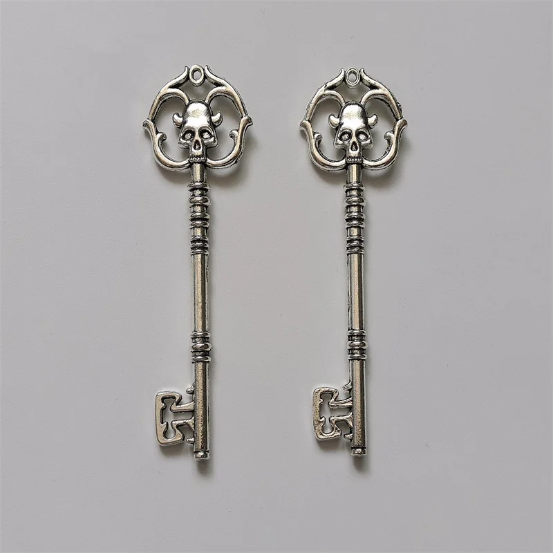 2pcs 82x31mm Antique Silver Color Skeleton Key Charm Creativity Pendant Gothic Style Accessories DIY Charm Jewelry Crafts Making