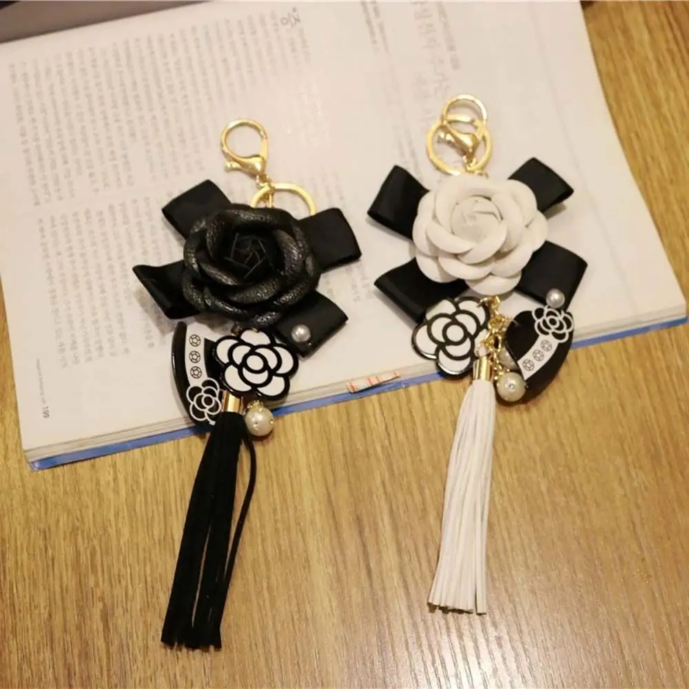 

White Woman Bag Ornaments Car Key Ring Umbrella Element Hanger Camellia Key Chain Bag Pendant Flower Keyring Key Chain