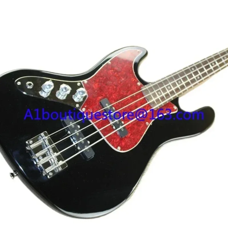 

Four stringed left-handed electric bass black body left-handed exclusive bass