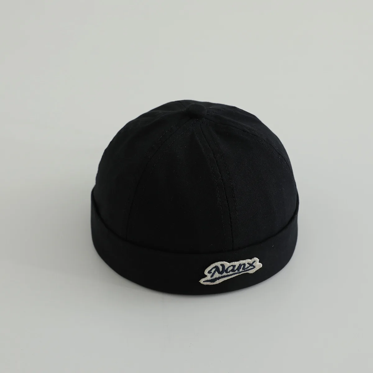 2025 ฤดูใบไม้ผลิฤดูร้อนใหม่ Docker หมวกเด็กชายหญิง Brimless หมวกเย็บปักถักร้อยหมวกน่ารัก