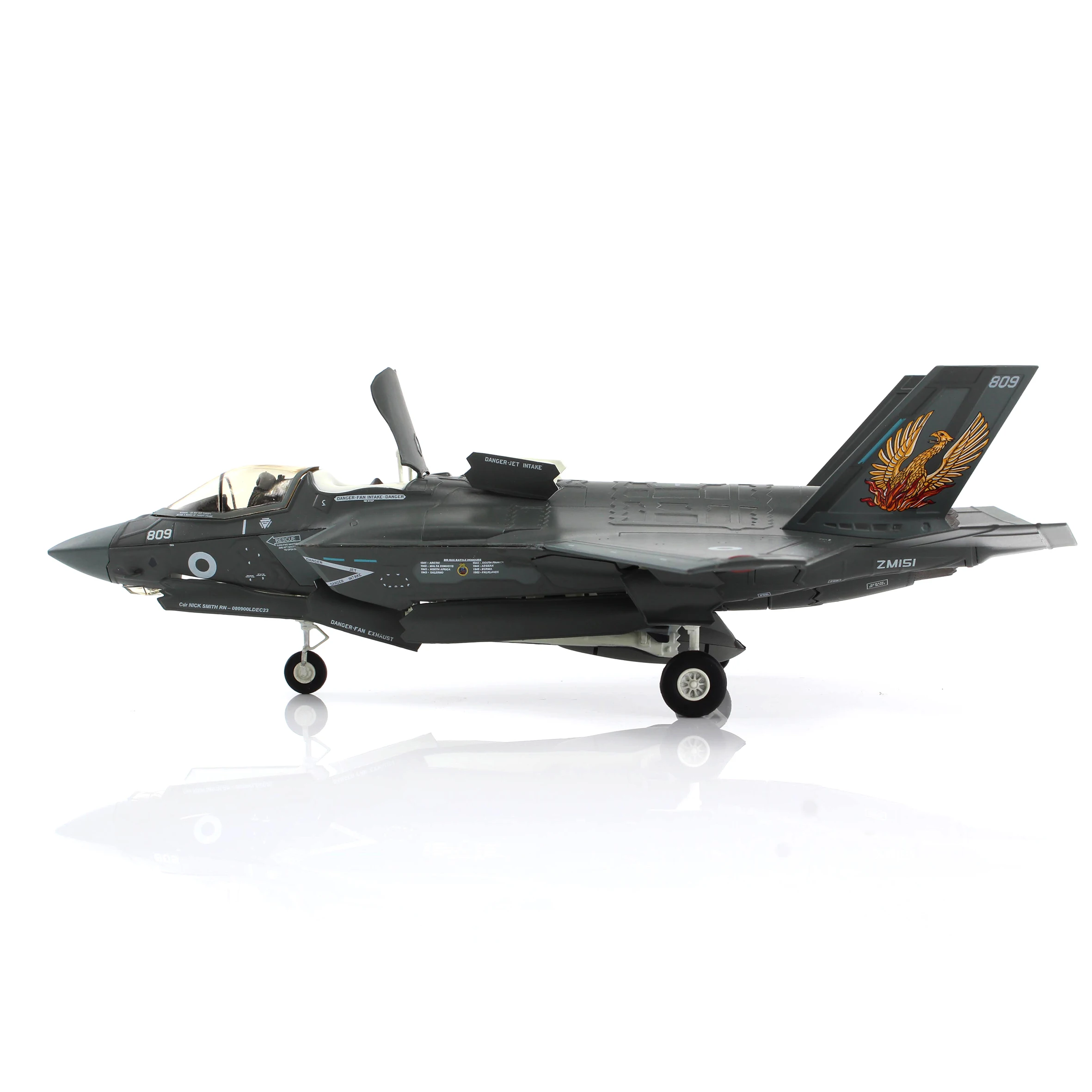 1/72 HA4621 F-35B Lightning II stealth fighter model ZM-151 809 NAS RAF 2023 England Alloy Collection Model